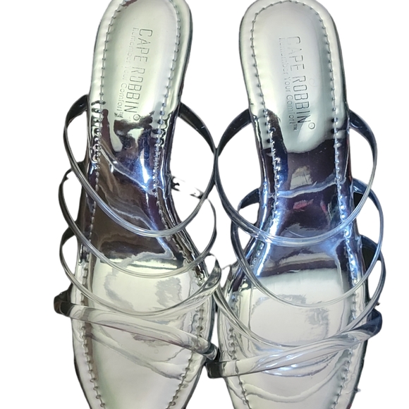SOLD Cape Robbin Lucite Clear womens shoes size 10 - Picture 4 of 9